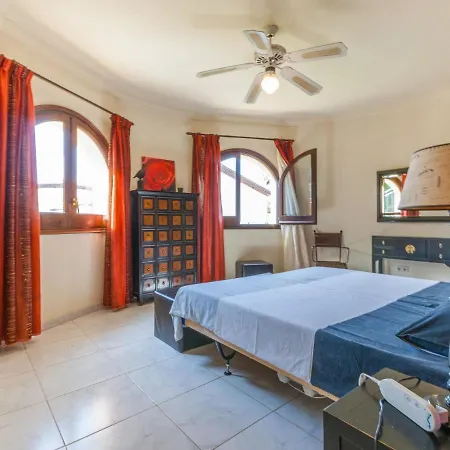 Beautiful With Swimming Pool In Torroella De Fluvia Villa Vilacolum